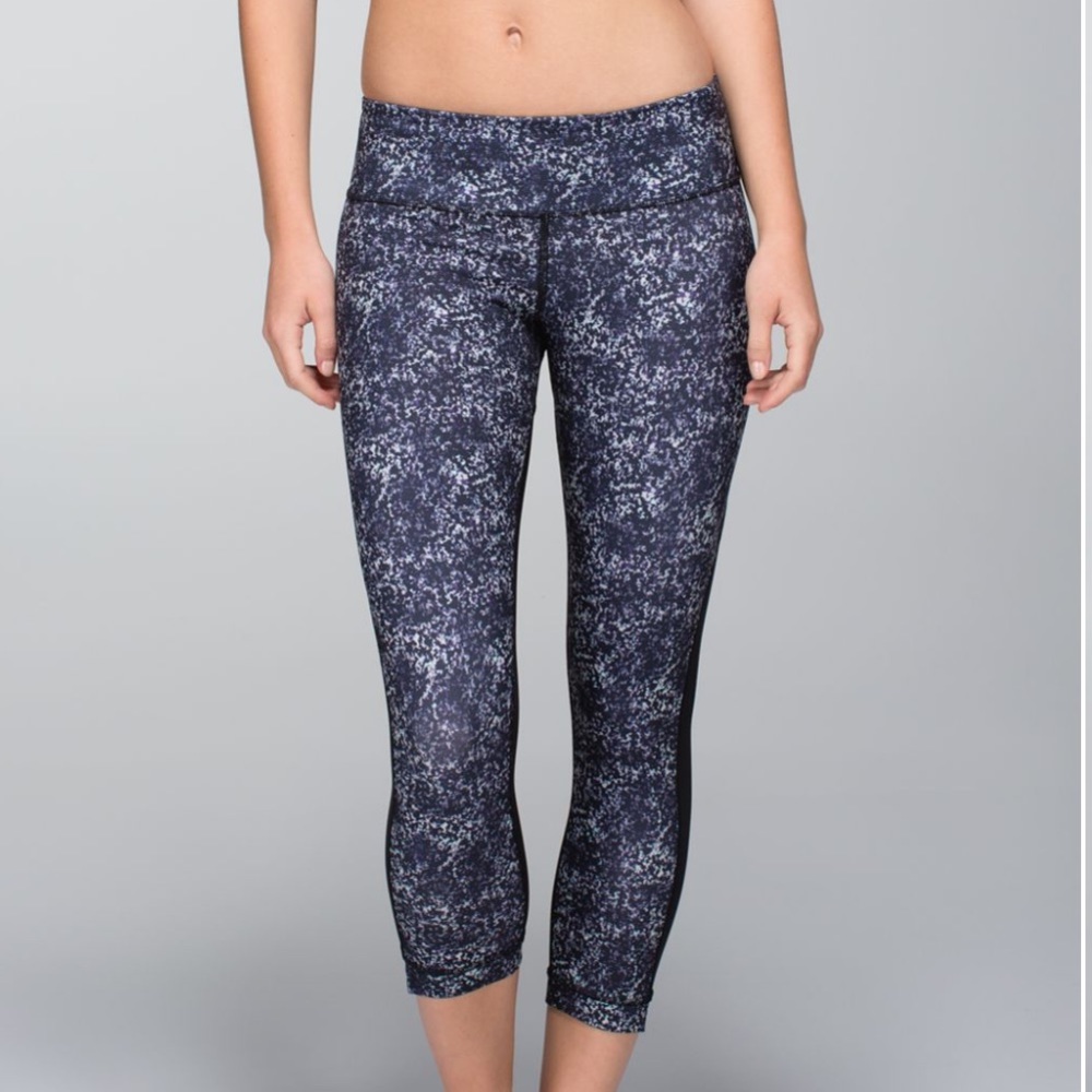 Lululemon Journey Crops